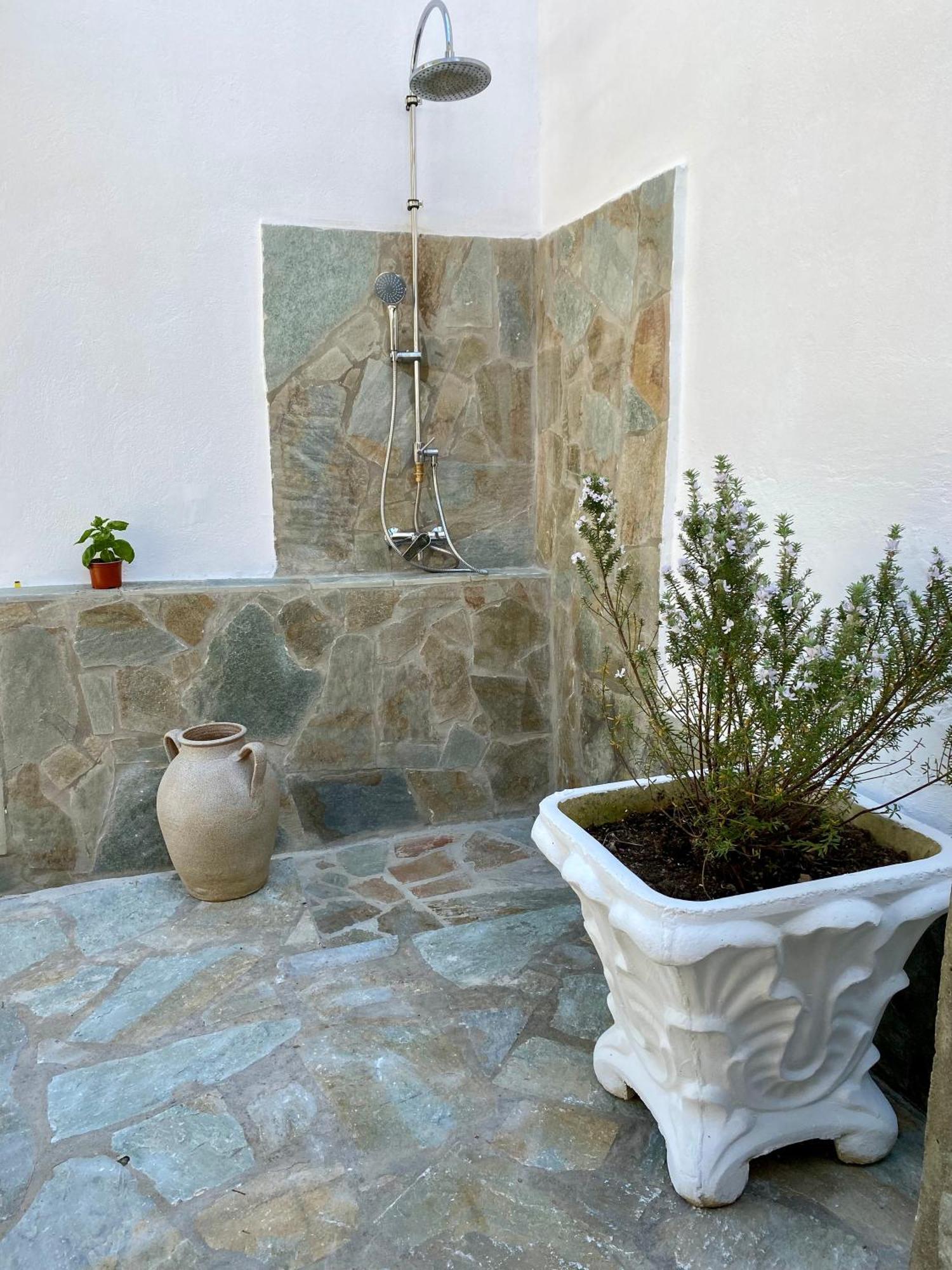 Oliva - 1 Bedroom